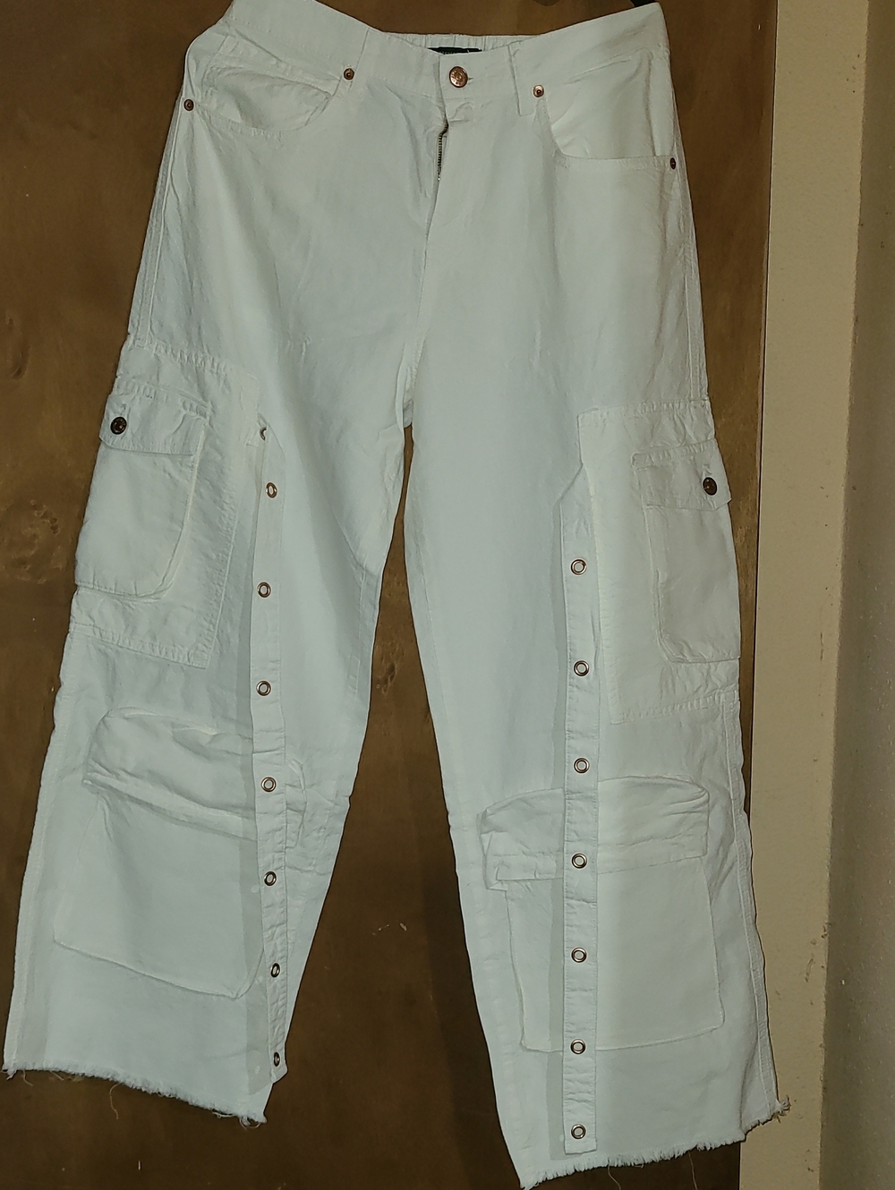 Forever 21 White Wide-Leg Cargo Snap Pants